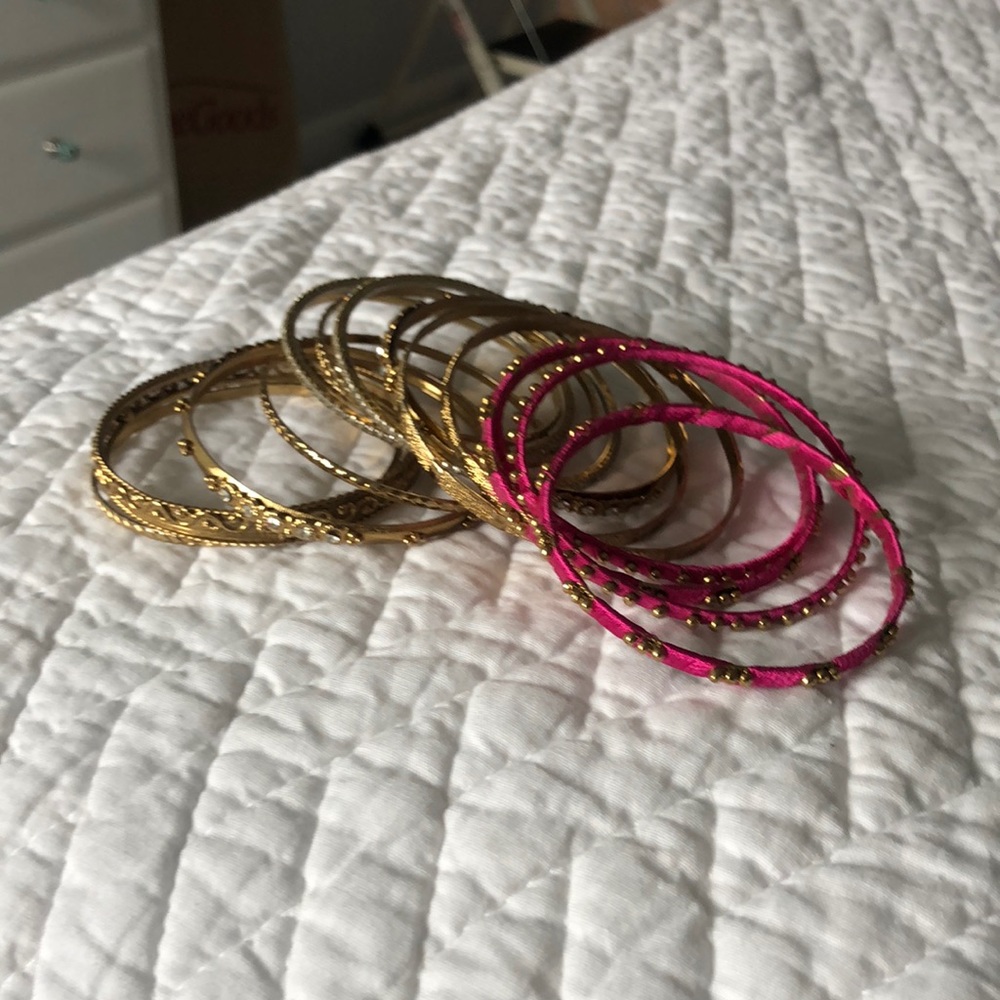 Amrita Singh bangles